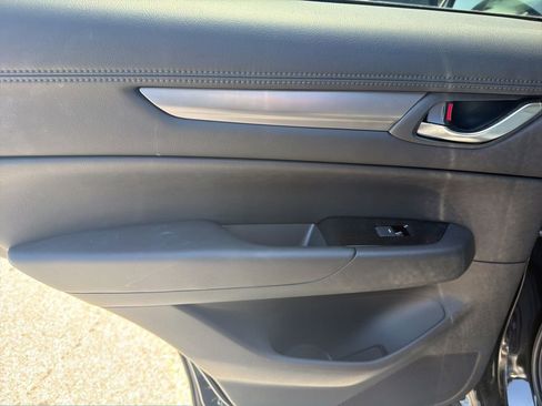 Used 2023 MAZDA CX-5 AWD 2.5 S w/ Preferred Package image 12