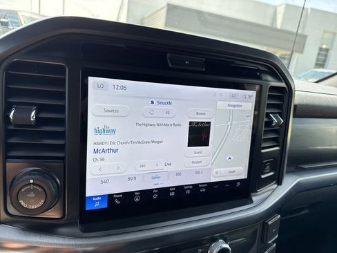 Used 2025 Ford F150 Lariat w/ Equipment Group 501A Mid AWD/4WD image 26