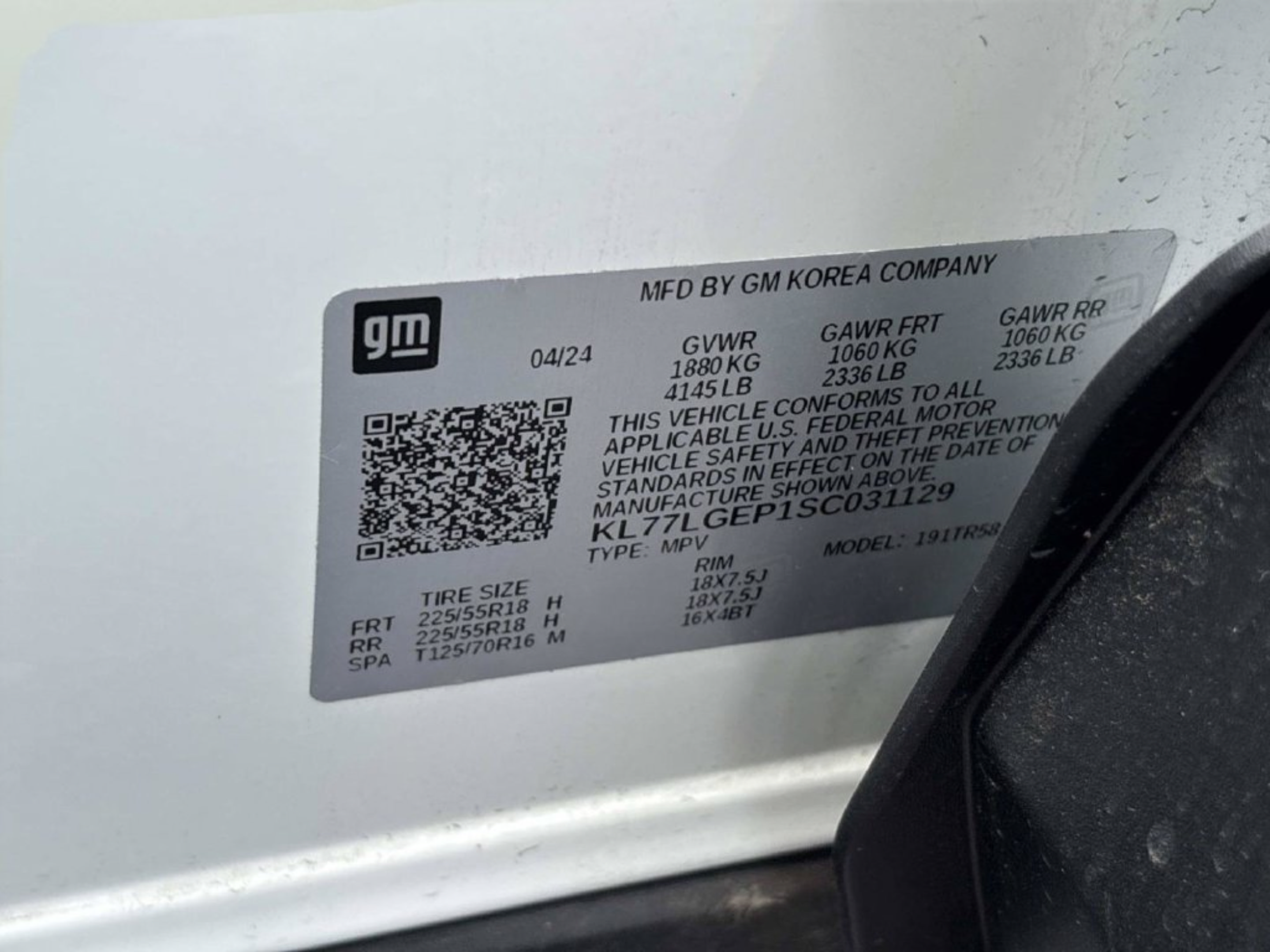 Used 2025 Chevrolet Trax RS FWD image 26