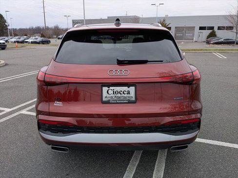 Certified 2025 Audi Q5 Premium Plus w/ Premium Plus AWD/4WD image 6