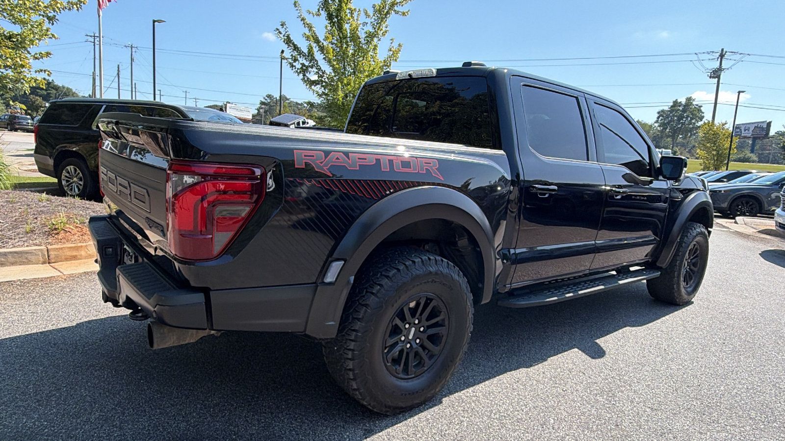 Used 2025 Ford F150 Raptor AWD/4WD image 8