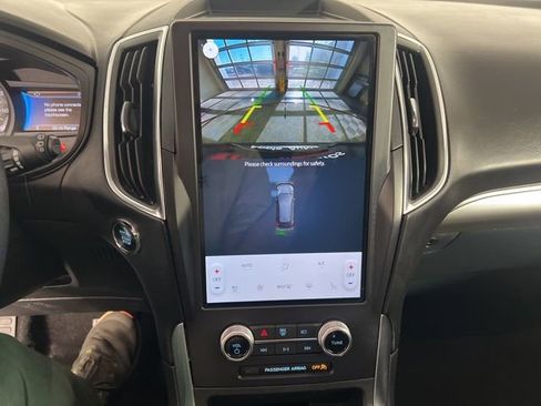 Used 2024 Ford Edge Titanium AWD/4WD image 20