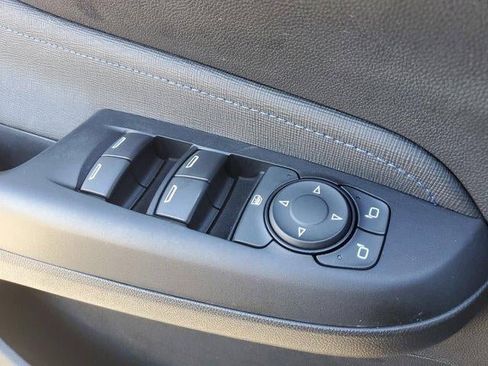 Used 2024 Buick Envista Sport Touring image 18