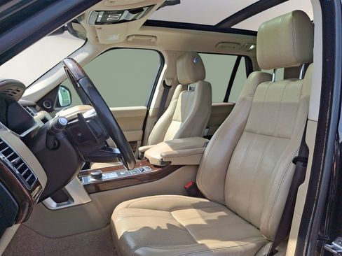 Used 2017 Land Rover Range Rover Supercharged AWD/4WD image 3