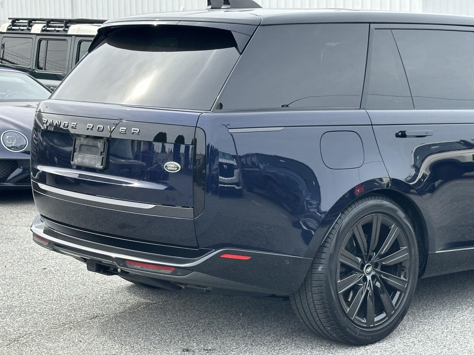 Used 2023 Land Rover Range Rover Long Wheelbase Autobiography AWD/4WD image 52