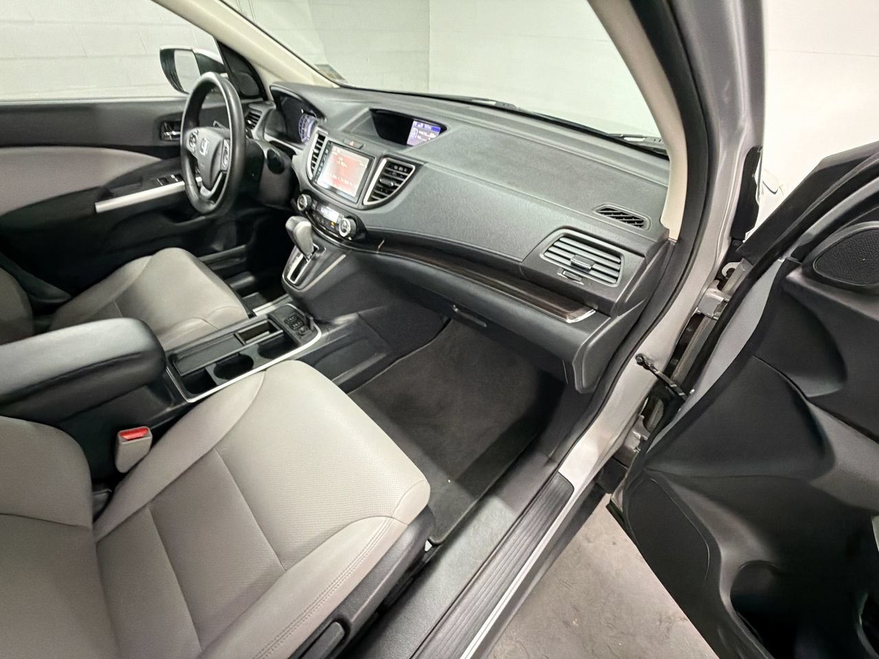 Used 2016 Honda CR-V EX-L image 28
