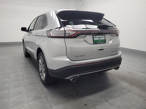 Used 2017 Ford Edge Titanium w/ Equipment Group 301A FWD image 5