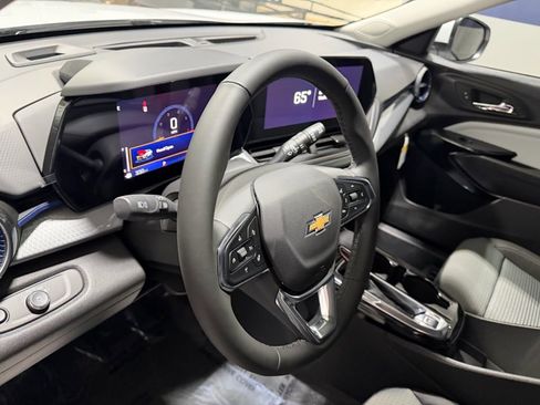 New 2026 Chevrolet Trax LT w/ Driver Confidence Package image 15