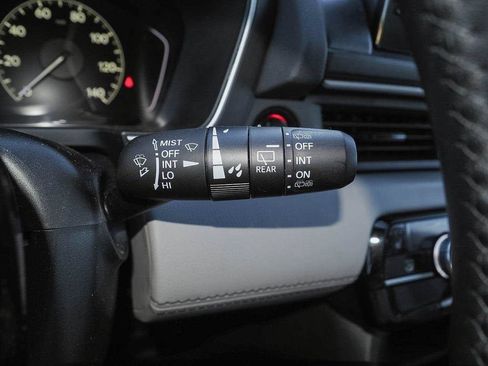 Used 2024 Honda Pilot Touring image 36