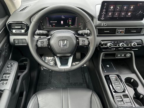 New 2026 Honda Pilot Touring image 15