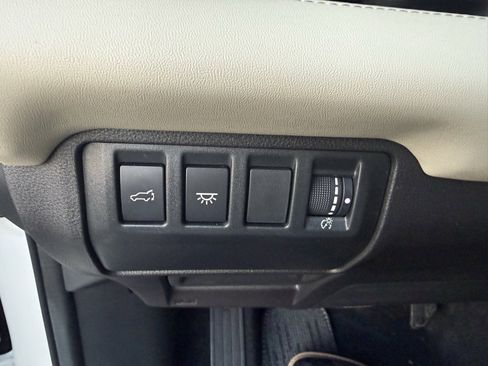 Certified 2023 Subaru Ascent Limited w/ Technology Package image 16