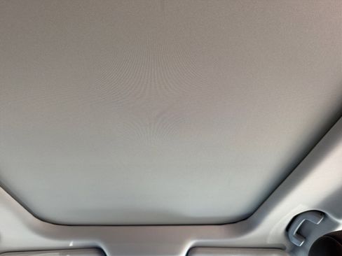 Used 2018 Nissan Murano Platinum image 33