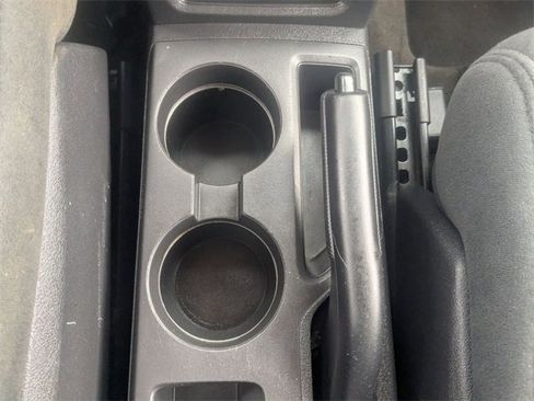 Used 2016 Jeep Patriot Latitude image 23