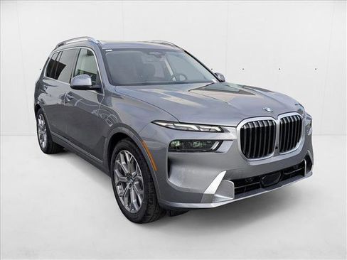 Used 2026 BMW X7 xDrive40i image 6