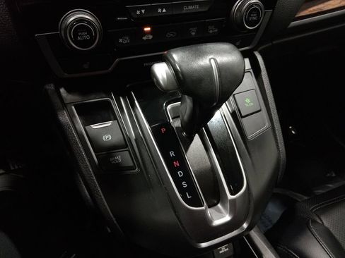 Used 2018 Honda CR-V Touring image 23