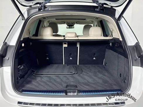 Used 2023 Mercedes-Benz GLE 450 4MATIC w/ AMG Line Exterior image 34