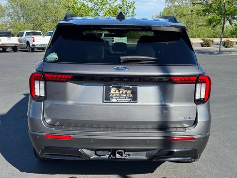 Used 2025 Ford Explorer ST-Line w/ ST-Line Street Pack AWD/4WD image 7