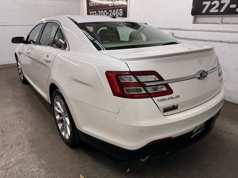 Used 2016 Ford Taurus Limited w/ Equipment Group 301A FWD image 3