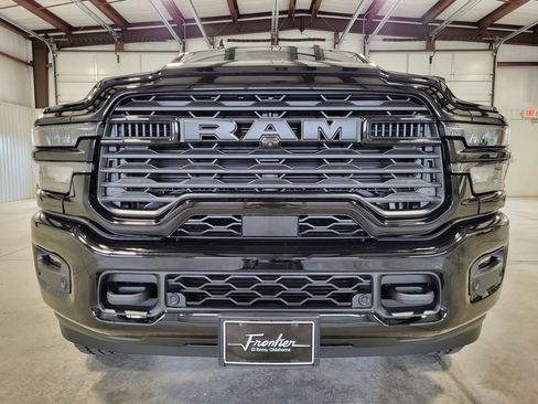 New 2025 RAM 2500 Big Horn image 8