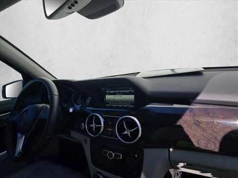 Used 2015 Mercedes-Benz GLK 350 4MATIC image 20