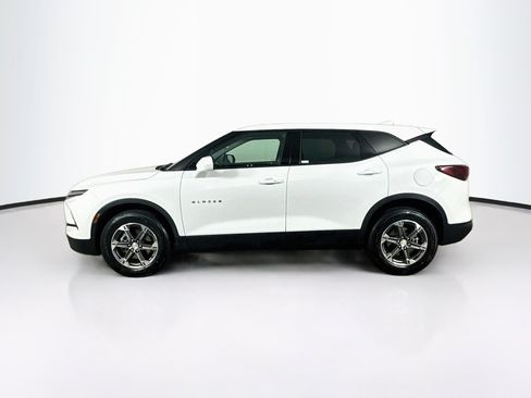 Used 2025 Chevrolet Blazer LT AWD/4WD image 4