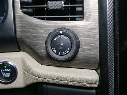 Used 2023 Ford Expedition Limited AWD/4WD image 33