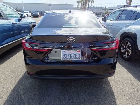 Used 2025 Toyota Camry LE w/ Convenience Package FWD image 3