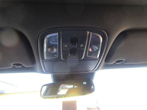 Used 2019 Kia Stinger GT2 image 19