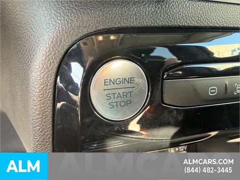Certified 2023 Ford Escape SE FWD image 20
