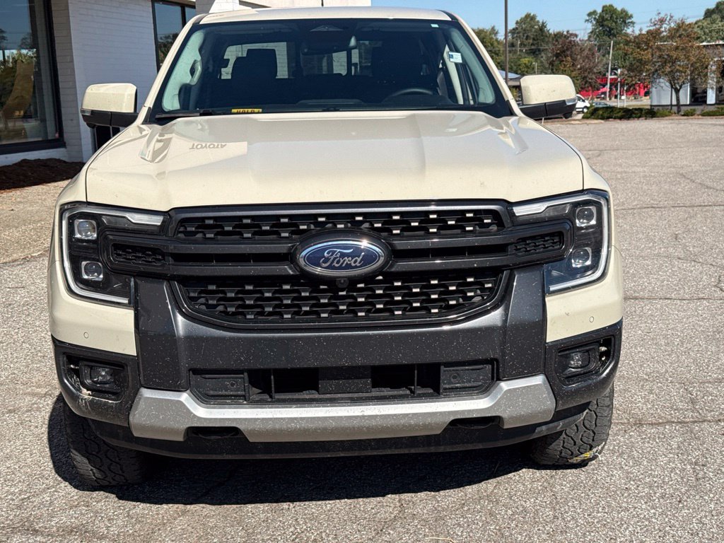 Used 2025 Ford Ranger Lariat w/ Advanced Towing Package AWD/4WD image 11