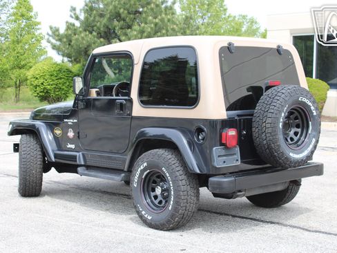 Used 2001 Jeep Wrangler Sahara AWD/4WD image 8