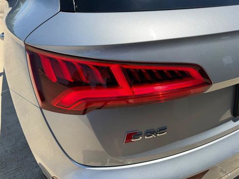 Used 2019 Audi SQ5 Prestige AWD/4WD image 17
