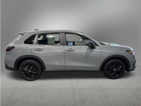 Used 2024 Honda HR-V Sport image 7