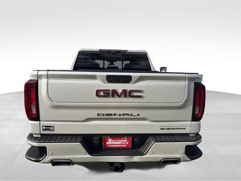 Used 2021 GMC Sierra 1500 Denali w/ Denali Ultimate Package image 17