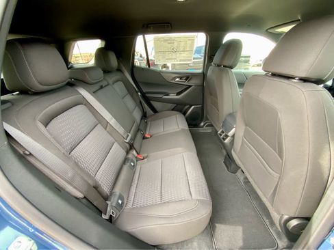 New 2026 Chevrolet Equinox LT w/ Safety and Technology Package FWD image 25