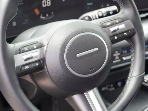 Used 2025 Hyundai Kona SEL FWD image 29