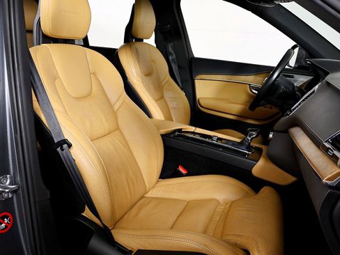 Used 2018 Volvo XC90 T6 Inscription w/ Convenience Package image 47