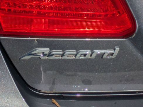 Used 2015 Honda Accord Sport image 28