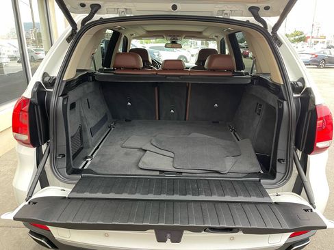 Used 2015 BMW X5 xDrive50i AWD/4WD image 16