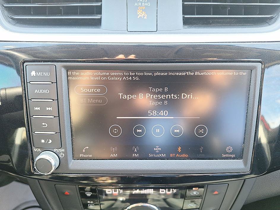 Used 2019 Nissan Sentra SV FWD image 17