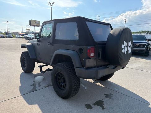 Used 2007 Jeep Wrangler Rubicon w/ Dual Top Group AWD/4WD image 6