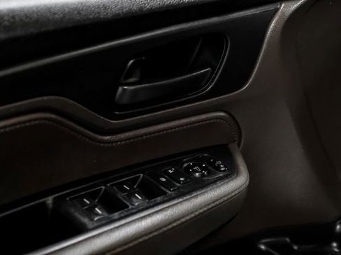 Used 2019 Honda Odyssey EX image 42