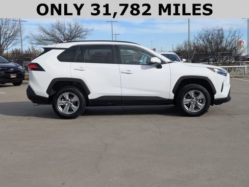 Used 2024 Toyota RAV4 XLE image 4