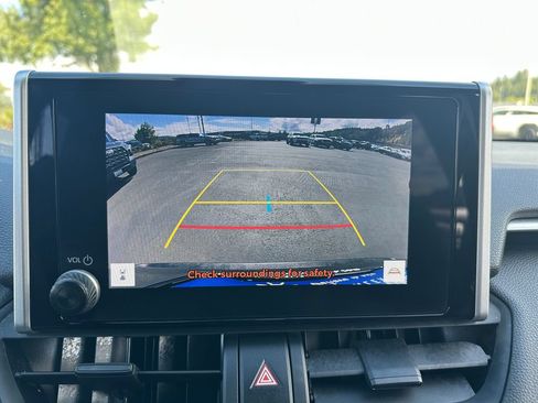 Used 2024 Toyota RAV4 LE AWD/4WD image 17