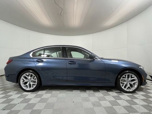 Used 2025 BMW 330i xDrive Sedan w/ Convenience Package image 8