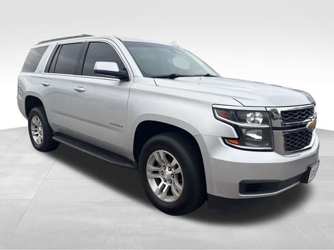 Used 2016 Chevrolet Tahoe LS image 3