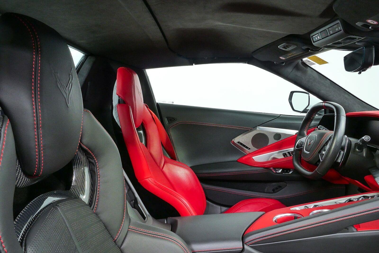 Used 2026 Chevrolet Corvette Stingray Premium Conv w/ Z51 Performance Package RWD image 16