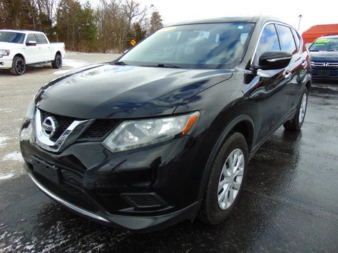 Used 2015 Nissan Rogue S image 4