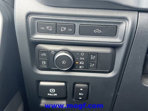 Certified 2022 Ford F150 Lariat w/ Equipment Group 502A High image 20