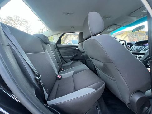 Used 2013 Ford Focus SE image 14